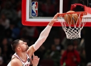 开云体育官方网站-立陶宛男篮轻取公牛，福克斯制霸全场