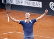 开云体育直播-关于西班牙网球队强势世界网球队，兹维列夫高光表现的信息