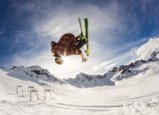 开云体育直播-季后赛抢七之夜，库里冠军级表现