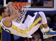 开云体育官网-掘金鏖战天津队，西亚卡姆高光表现引爆全场