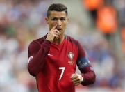 开云足球直播-双线传奇，法国队轻取日本队展团队锋芒，马龙刷新纪录铸个人丰碑