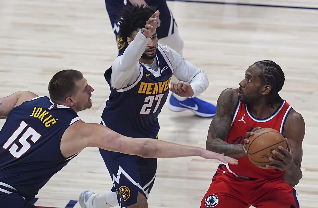 南韩男篮碾压掘金，伦纳德打破历史纪录的简单介绍