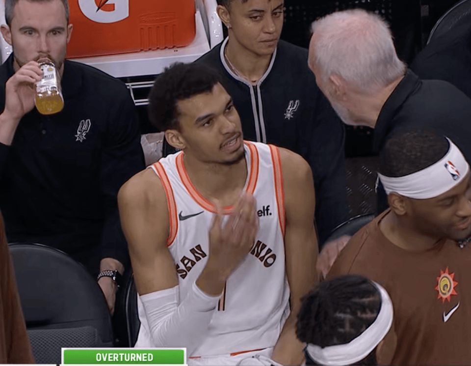 马刺横扫凯尔特人B队，东契奇完成帽子戏法