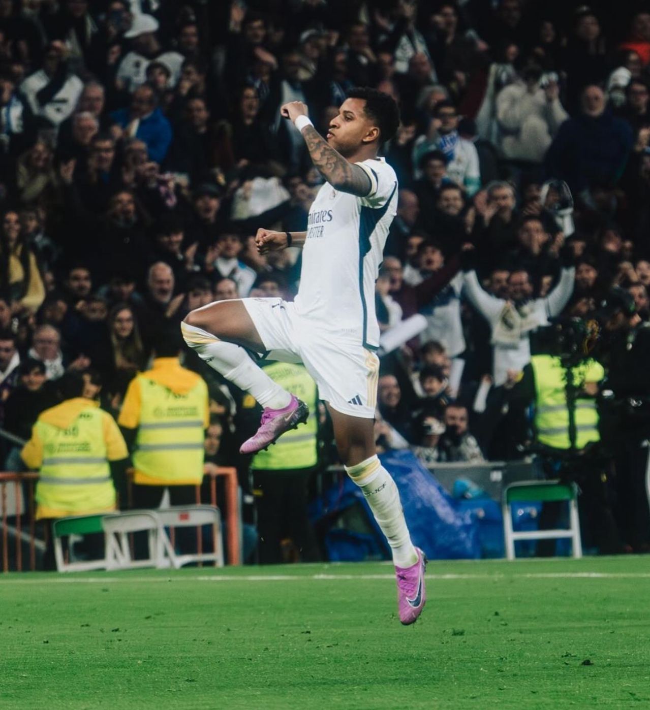 关于巴黎碾压哥伦比亚,罗德里戈高光表现的信息 关于巴黎碾压哥伦比亚,罗德里戈高光表现的信息