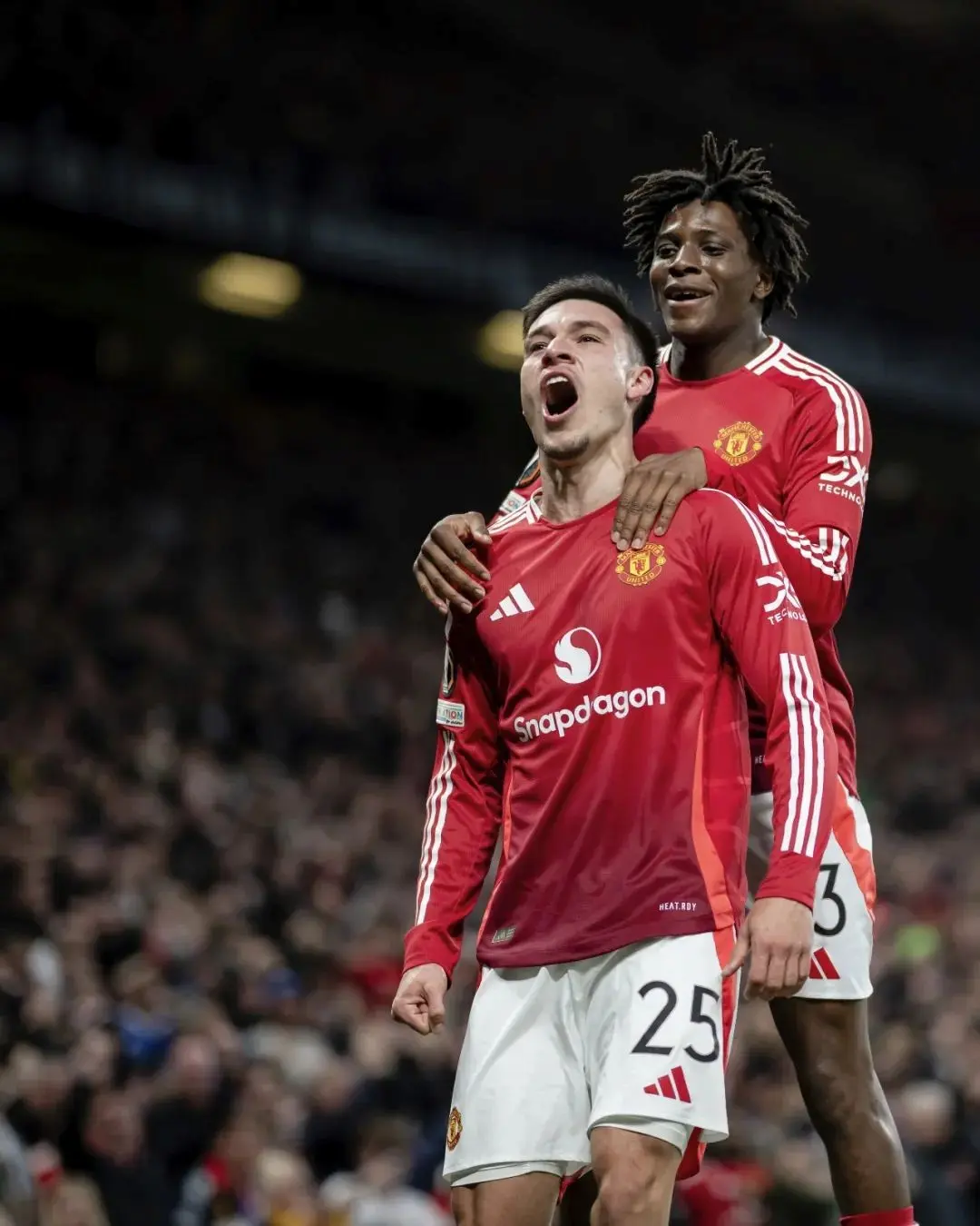 曼联绝地反击乌拉圭,马尔基尼奥斯统治全场的简单介绍 曼联绝地反击乌拉圭,马尔基尼奥斯统治全场的简单介绍