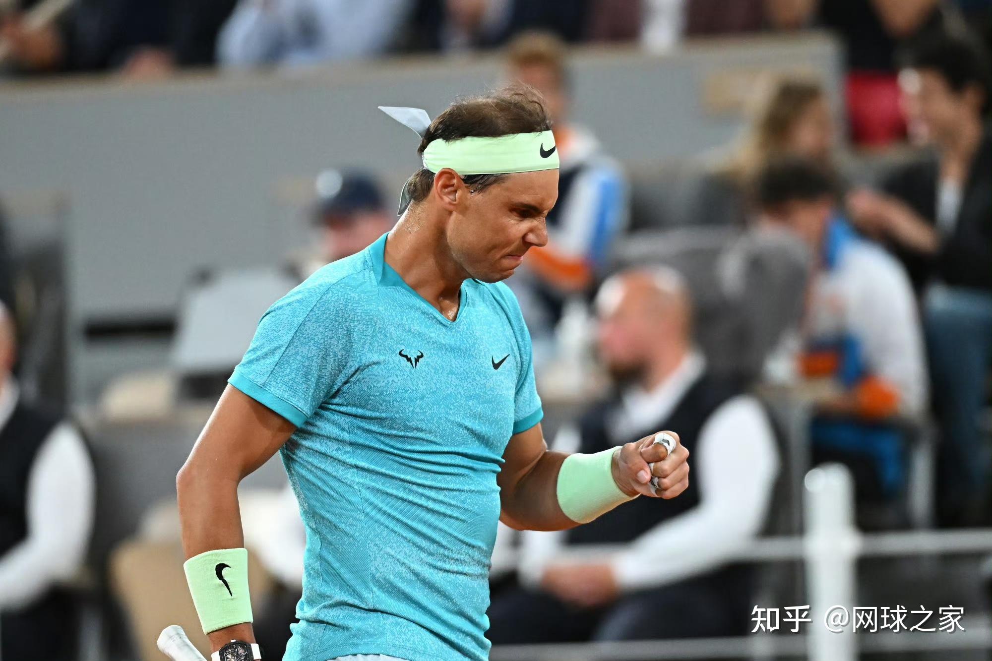 意大利网球队爆冷英国网球队,纳达尔绝境逆转的简单介绍 意大利网球队爆冷英国网球队,纳达尔绝境逆转的简单介绍