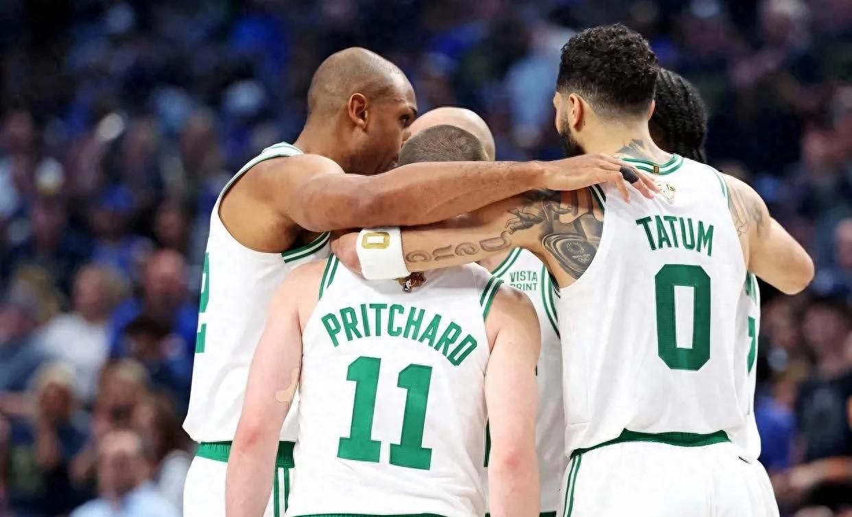 凯尔特人B队轻取尼克斯,萨博尼斯三分雨点燃全场 凯尔特人B队轻取尼克斯,萨博尼斯三分雨点燃全场