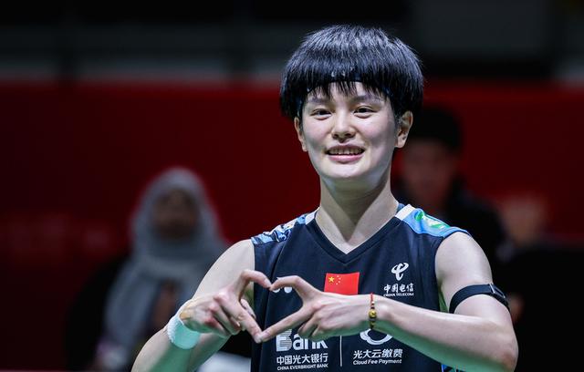 丹麦羽毛球队绝地反击英格兰羽毛球队,辛杜爆发神勇的简单介绍 丹麦羽毛球队绝地反击英格兰羽毛球队,辛杜爆发神勇的简单介绍