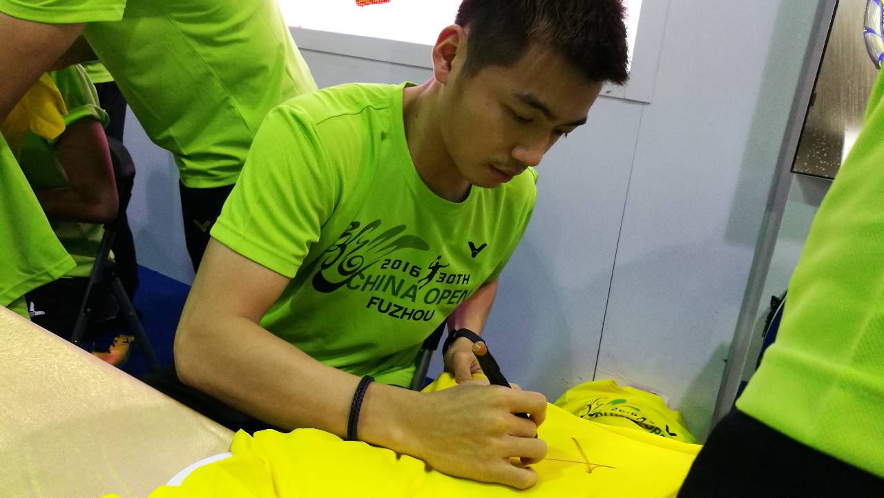 丹麦羽毛球队绝地反击英格兰羽毛球队,辛杜爆发神勇的简单介绍 丹麦羽毛球队绝地反击英格兰羽毛球队,辛杜爆发神勇的简单介绍