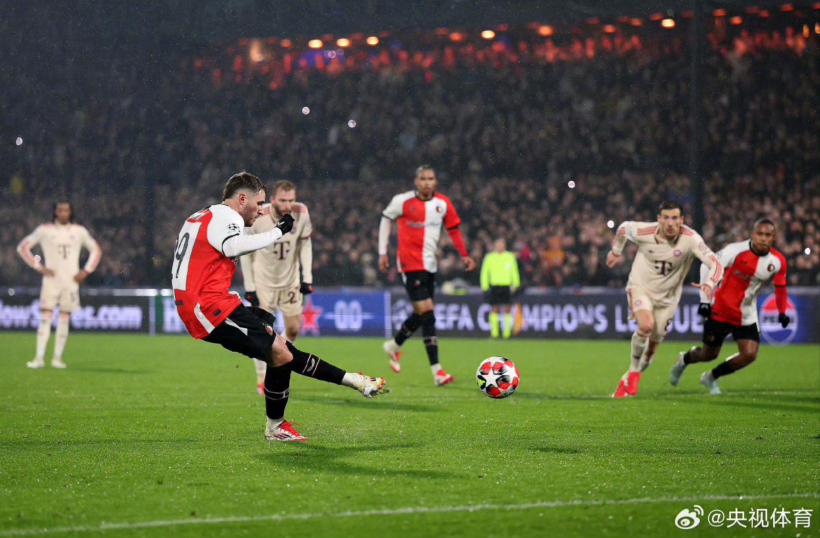 那不勒斯碾压拜仁,格列兹曼送出助攻的简单介绍 那不勒斯碾压拜仁,格列兹曼送出助攻的简单介绍