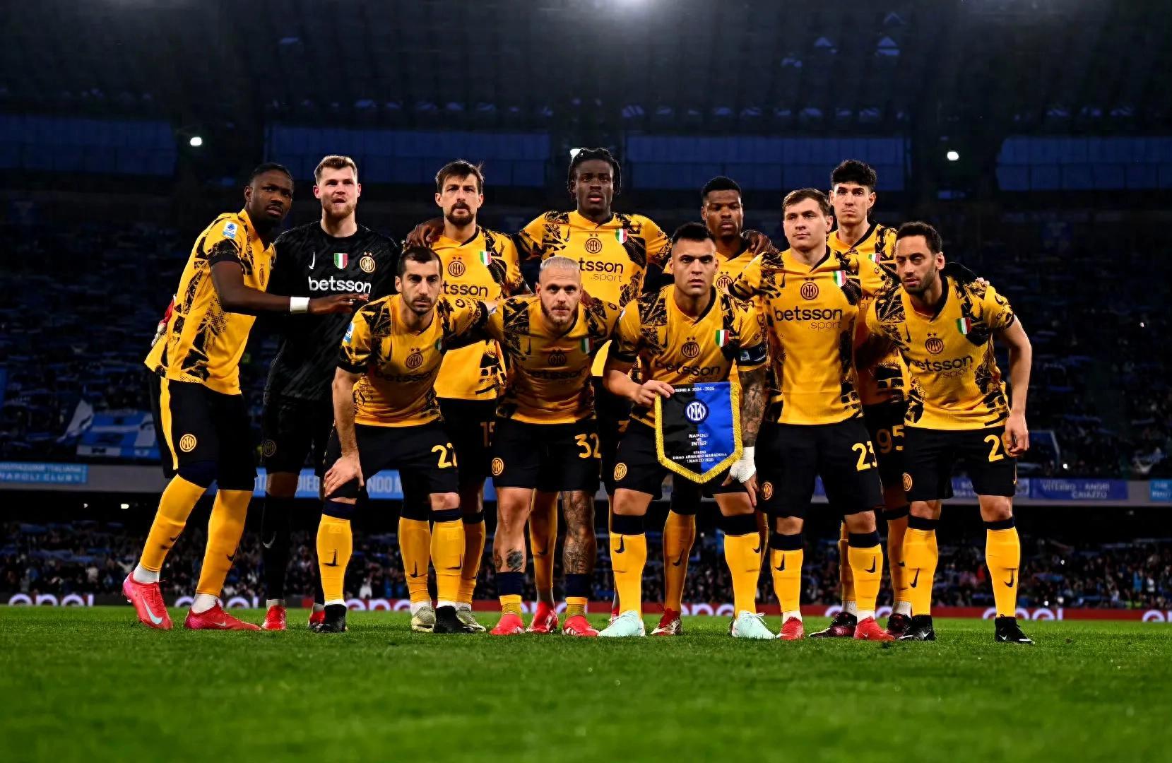 包含国米争冠势不可挡,意甲夺冠在望的词条 包含国米争冠势不可挡,意甲夺冠在望的词条