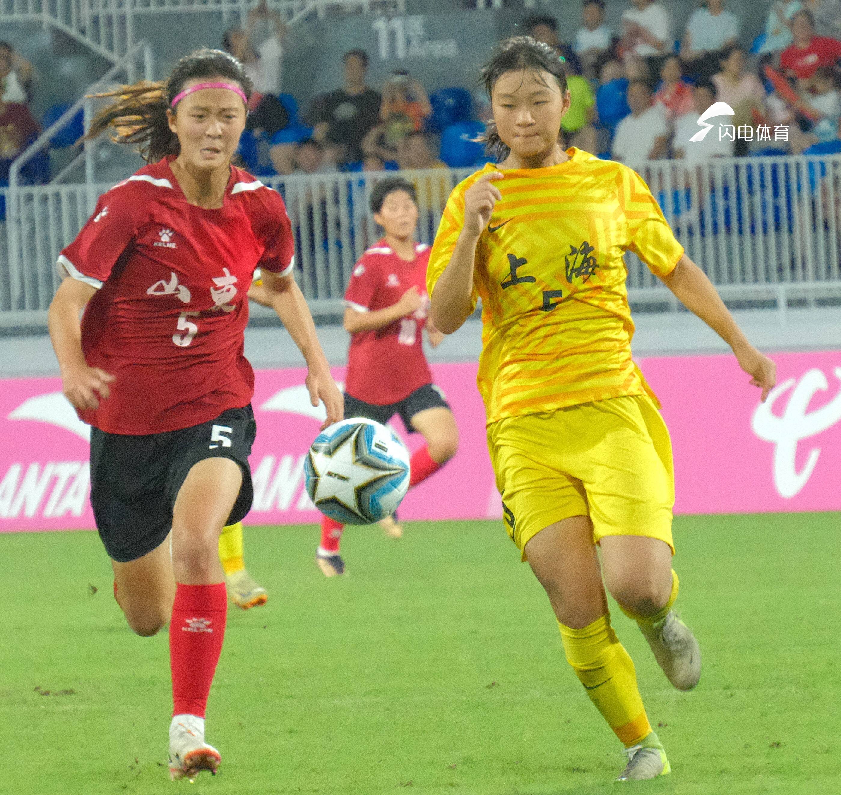 顽强拼搏!球员血性大发,全力争夺胜利的简单介绍 顽强拼搏!球员血性大发,全力争夺胜利的简单介绍