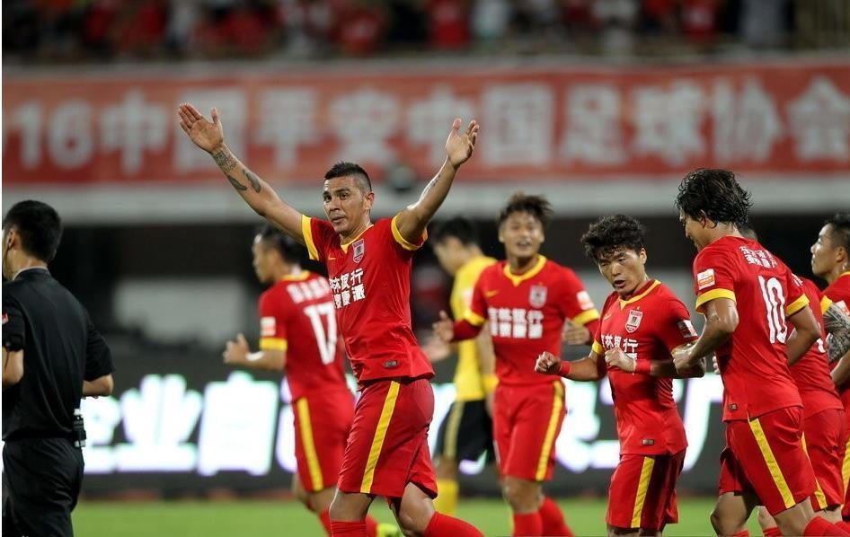 强队战术新意,对手难以预测下一步动作的简单介绍 强队战术新意,对手难以预测下一步动作的简单介绍