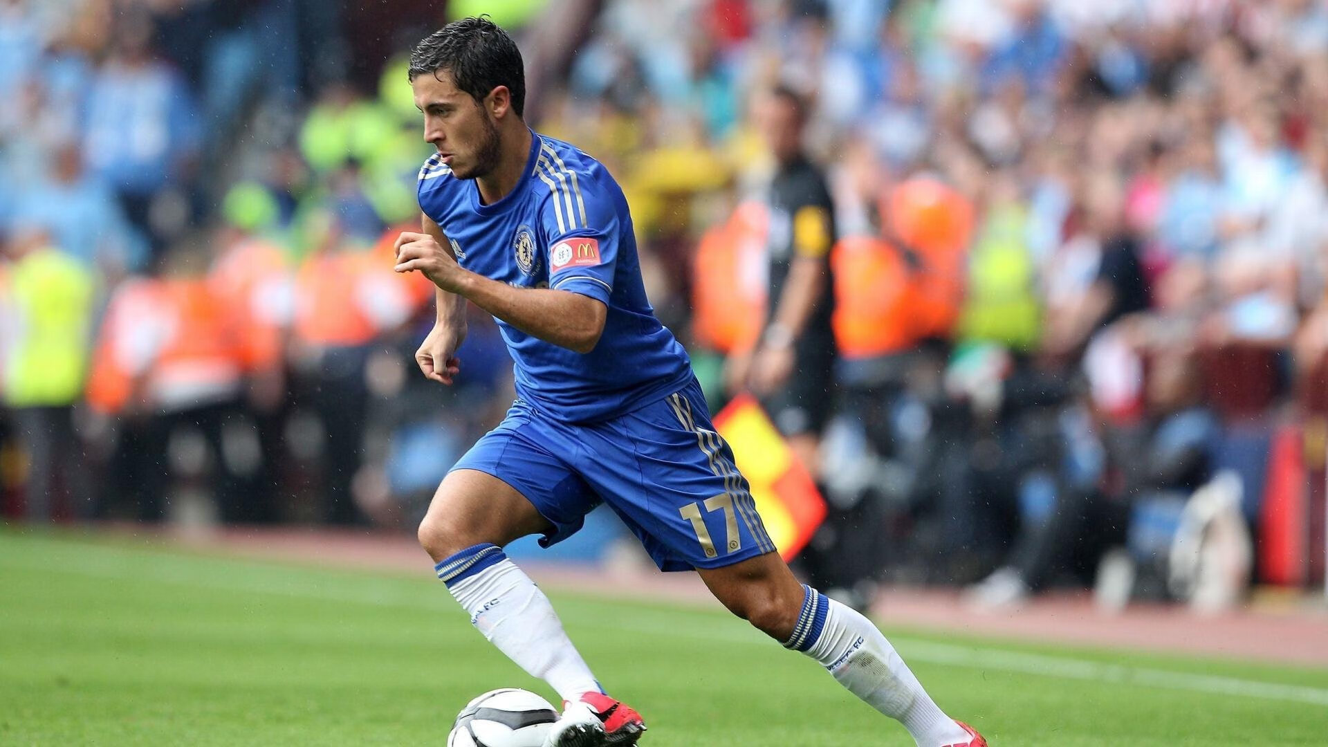 东决关键战之夜，范弗利特成为全场焦点，小人物改写大历史的传奇