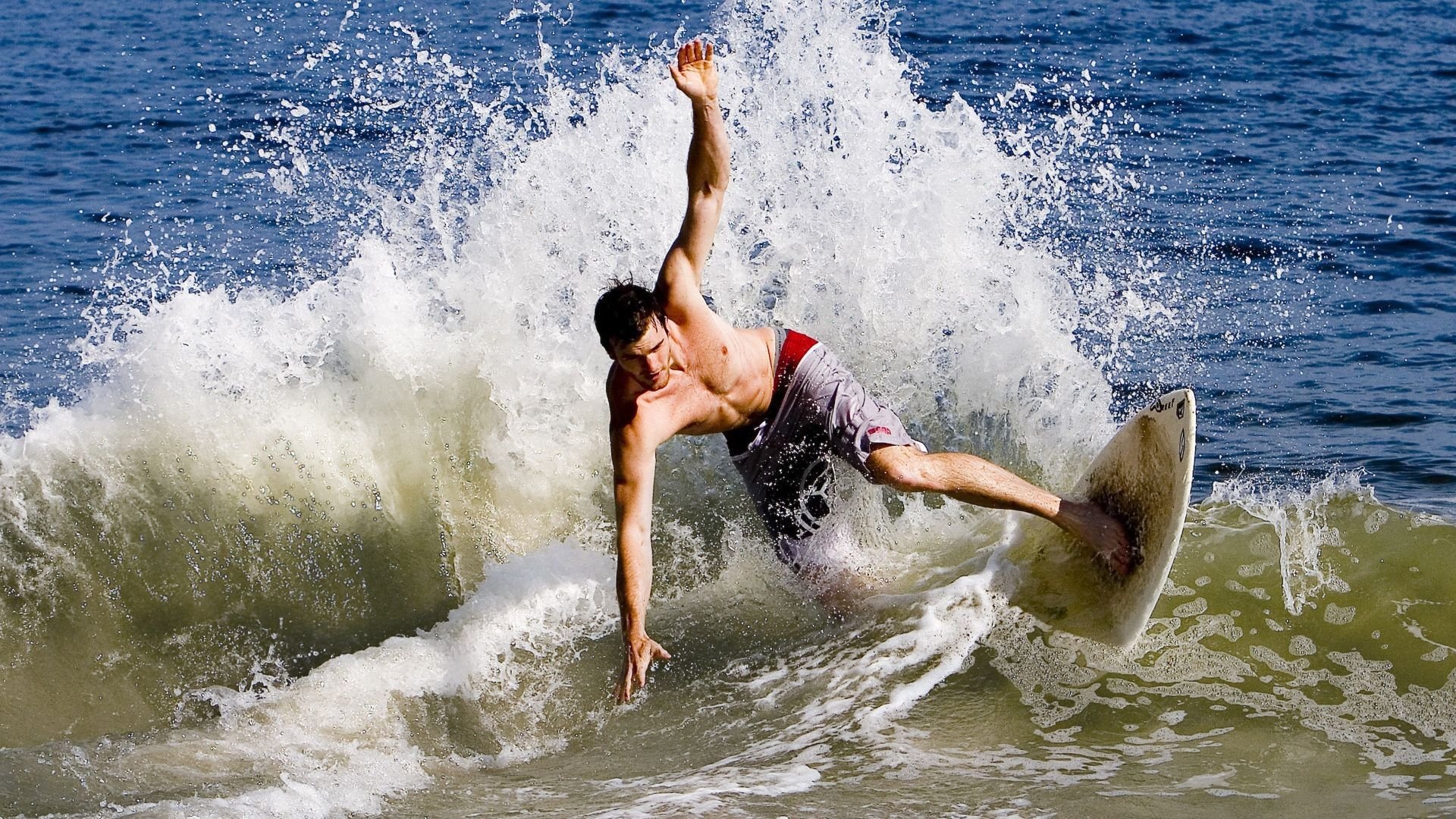 加维，绿茵场上的新王冠—墨西哥与荷兰之战因他而改写