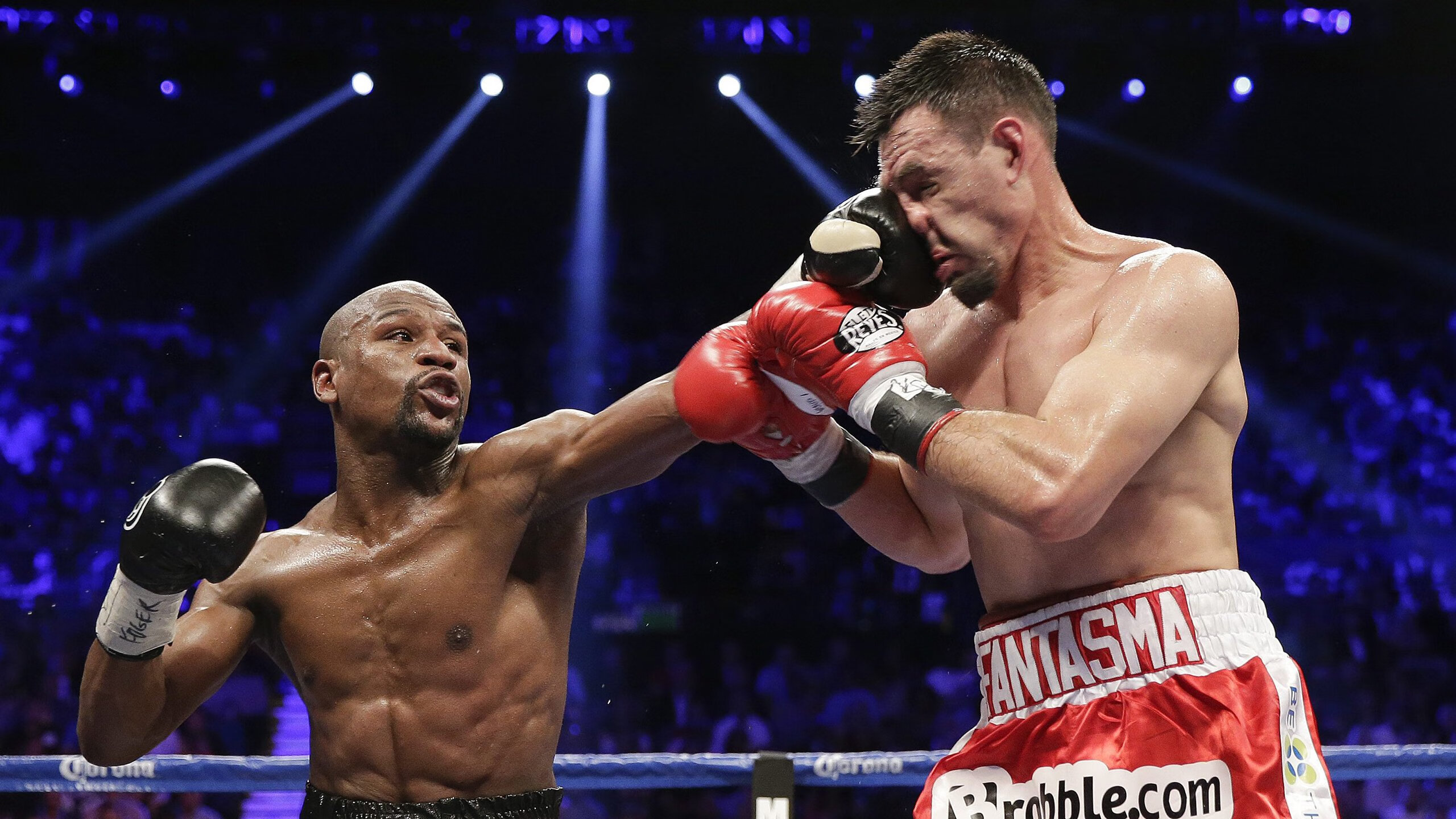 摩纳哥绝杀沙特,阿什拉夫成为关键先生