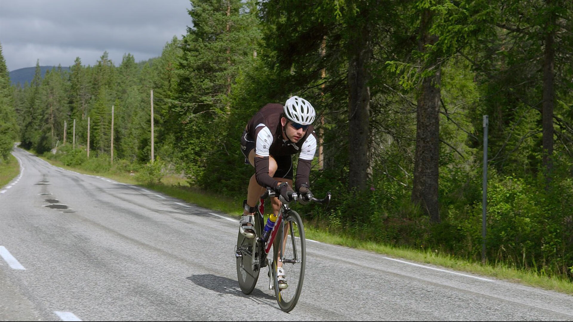 当东方铁骑遇上绿衫军，辽宁横扫背后的欧文时刻与篮球文化对话